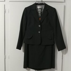 Tahari Petite Suit